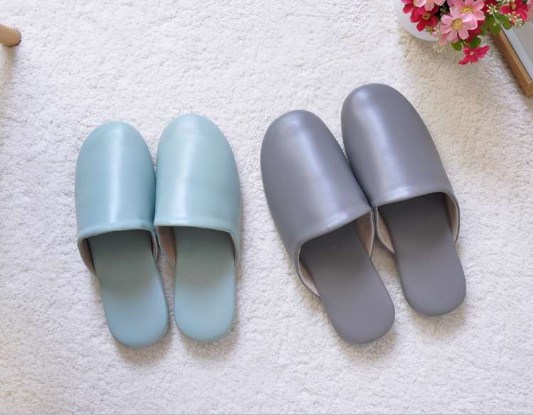 しっとり質感の用スリッパ