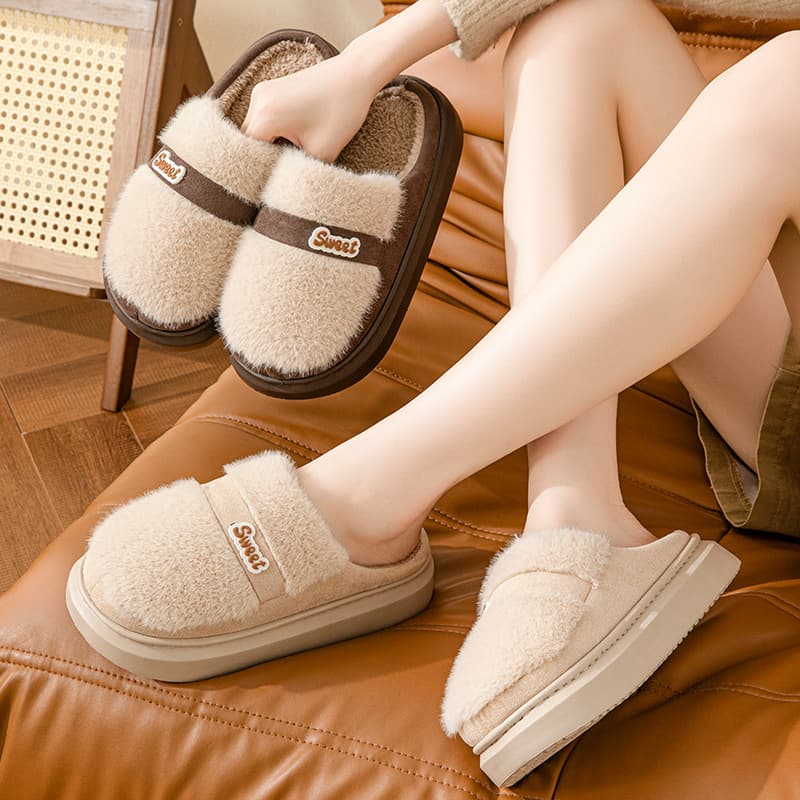 ふわふわファー防寒スリッパ暖かルームシューズ
