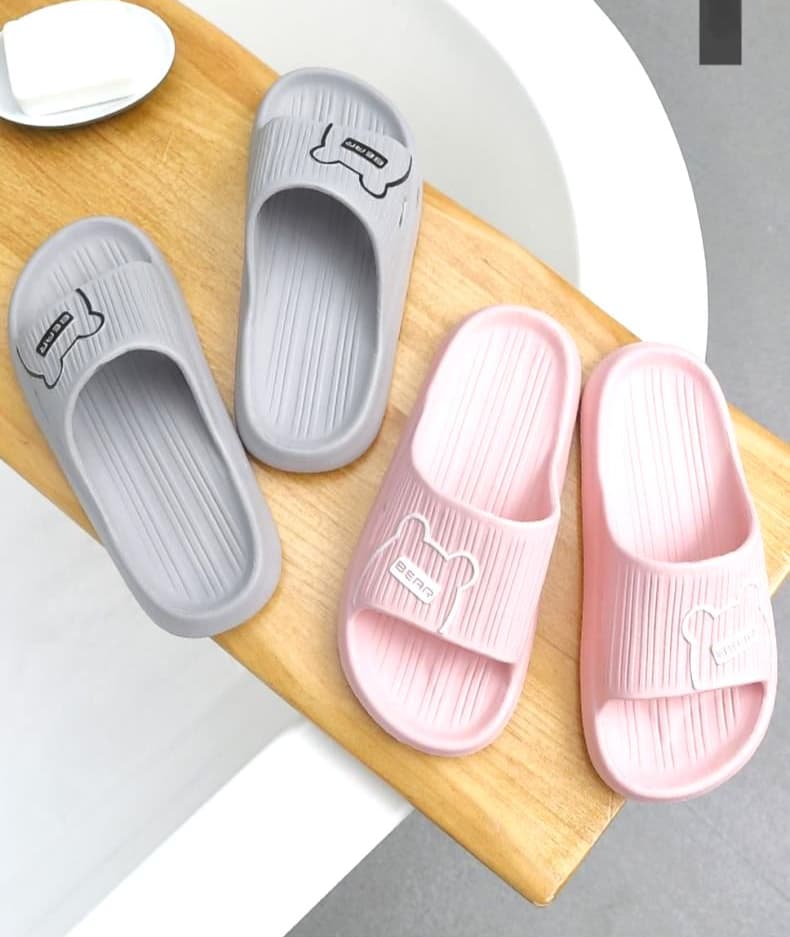 クマ柄軽量EVAサンダル