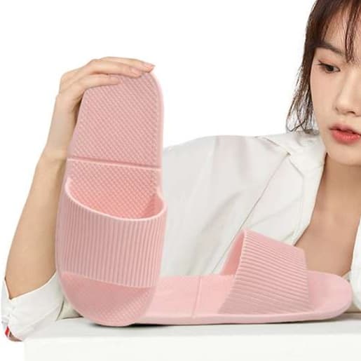 軽量コンパクト折りたたみスリッパ