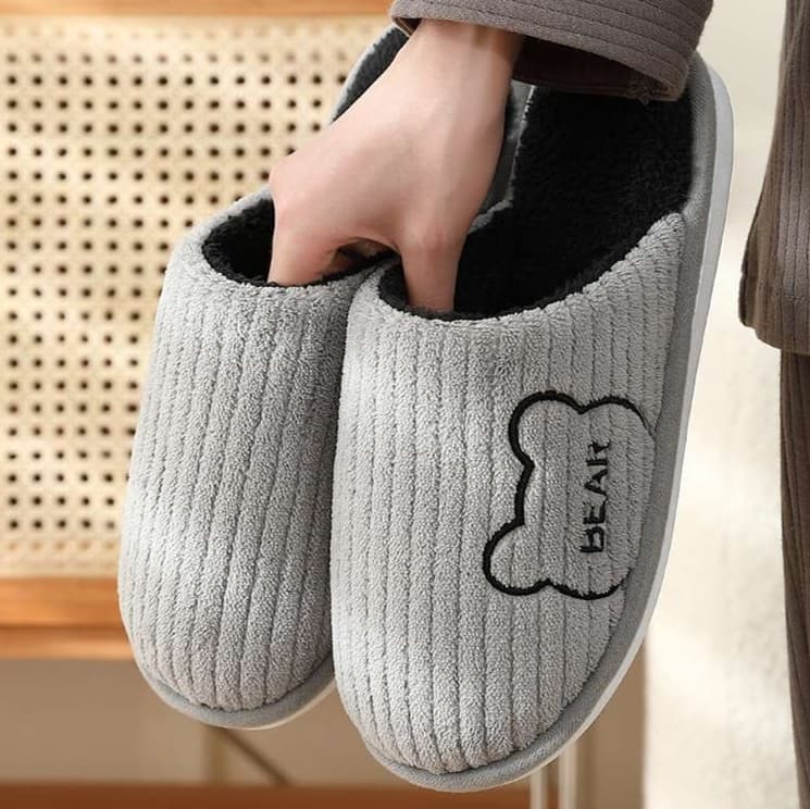 くまさんもこもこあったかスリッパ