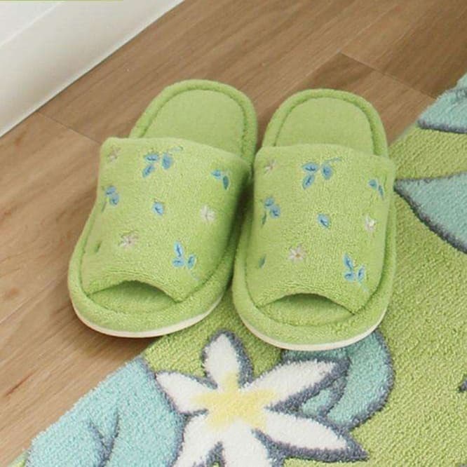 花柄刺繍入り洗えるルームスリッパ
