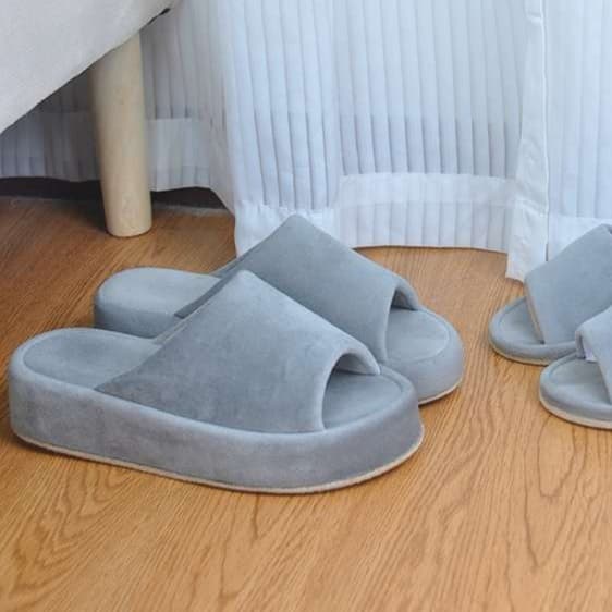 軽量ソフトスリッパ 静音設計