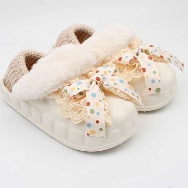 ふわもこリボン付きカラフルドット柄スリッパ