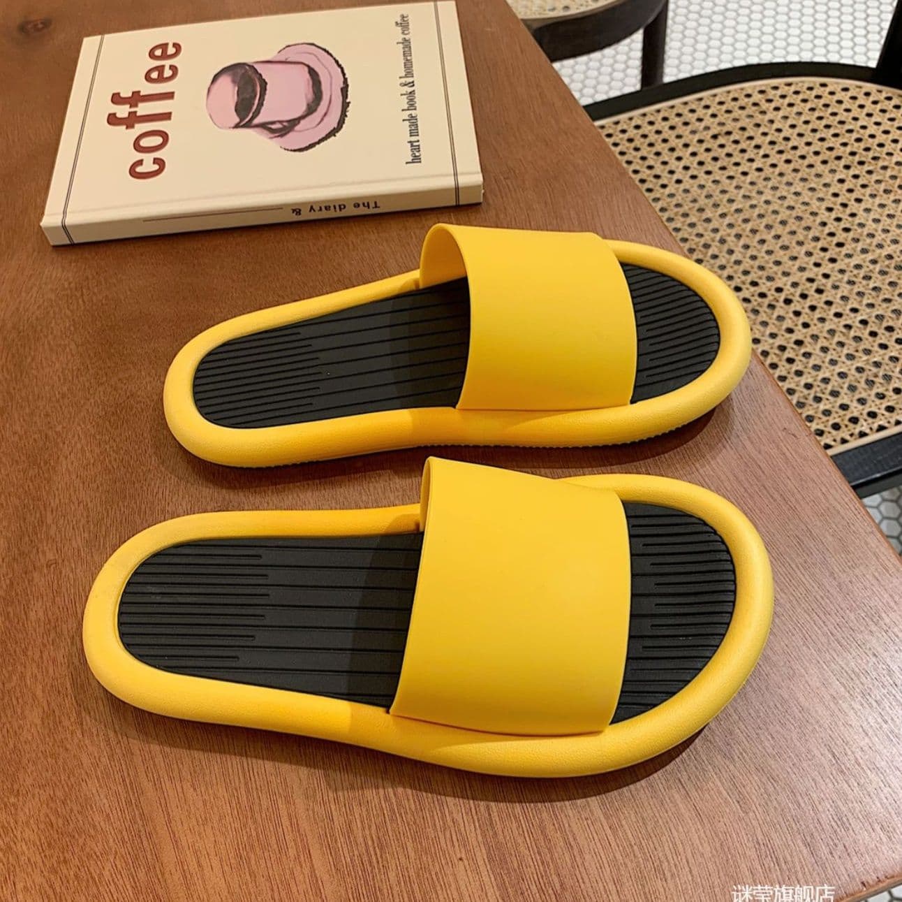 スリッパ すべり止め付き シンプルサンダルスリッパ