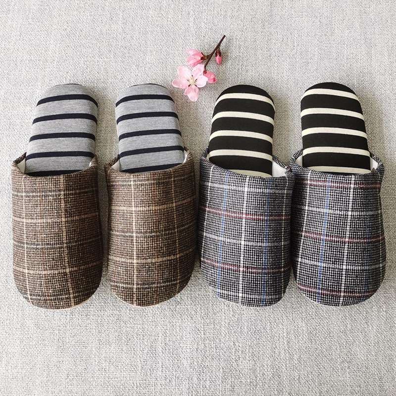 チェック柄とストライプの上品スリッパ