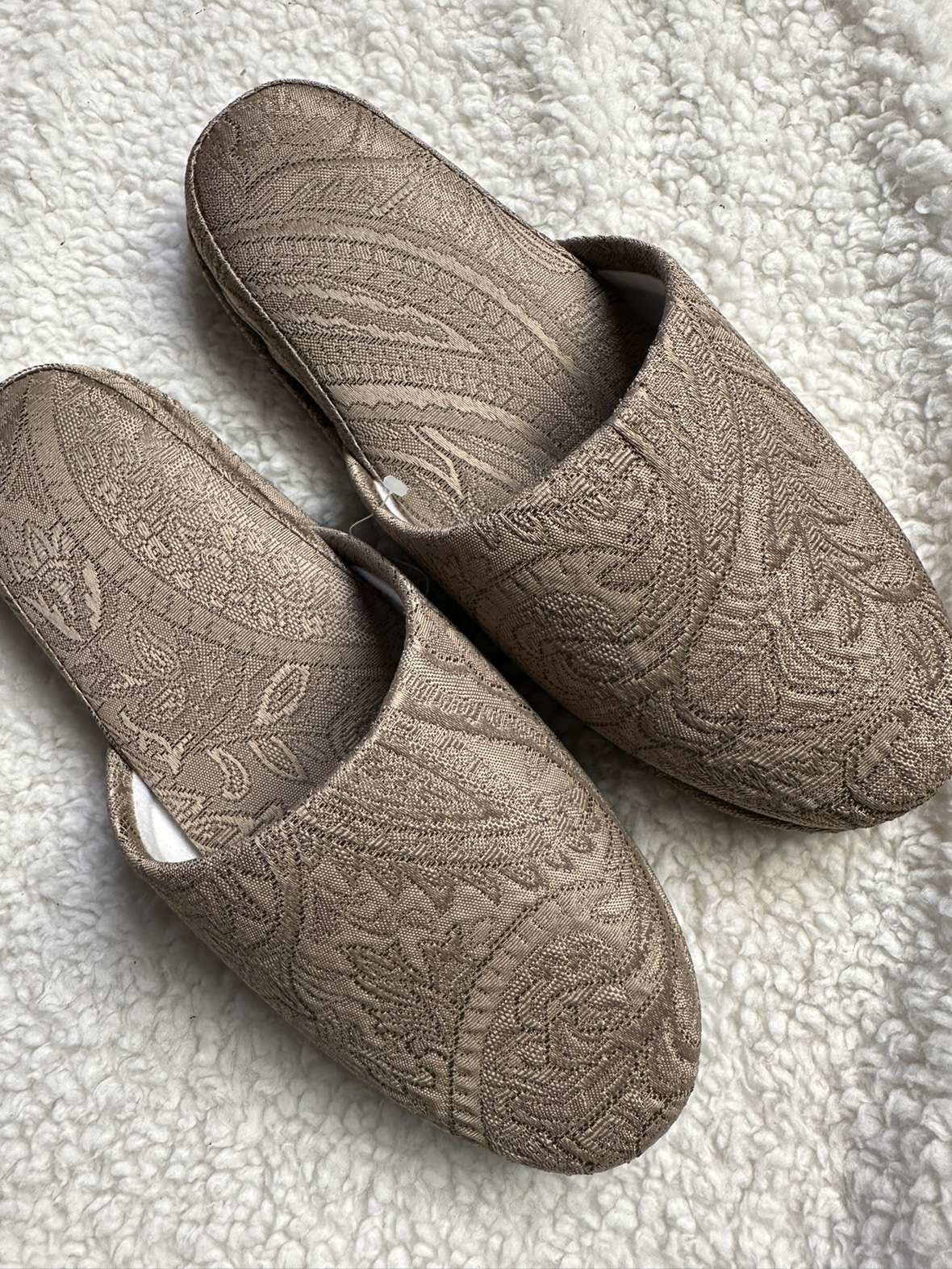 上品な織柄スリッパ