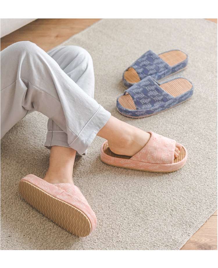 竹素材で涼やか 足ツボ刺激ダイエットスリッパ