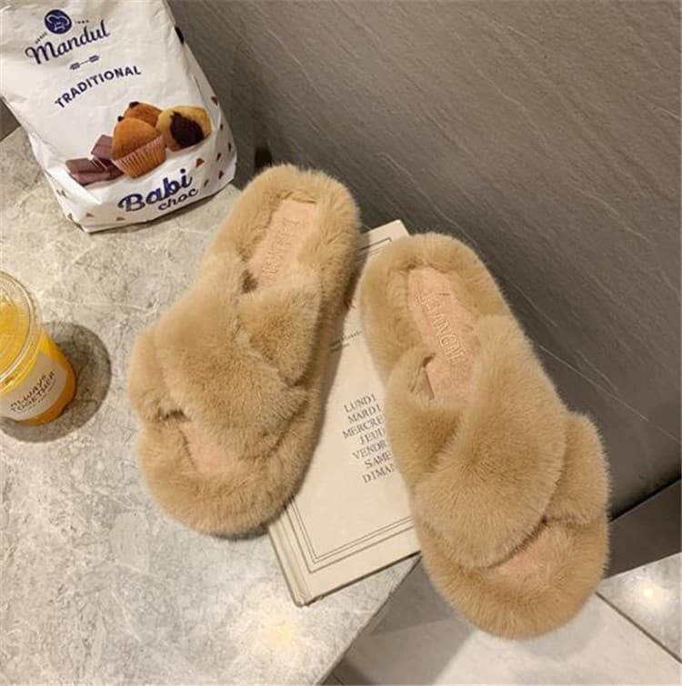 ふわふわファー交差ストラップスリッパ女性用厚底