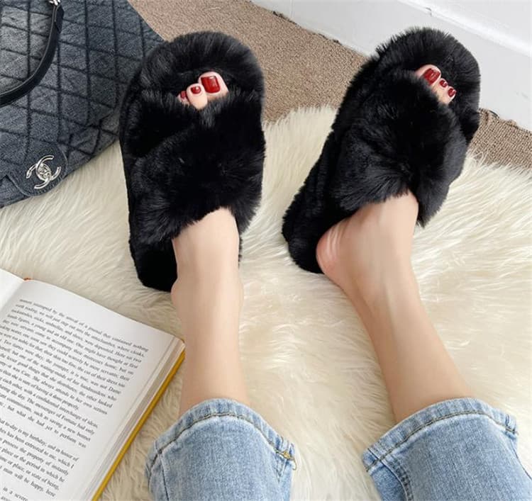 ふわふわファー厚底スリッパ レディース