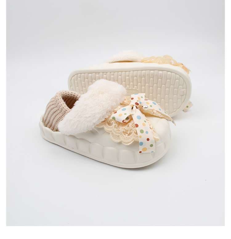 ふわもこリボン付きカラフルドット柄スリッパ