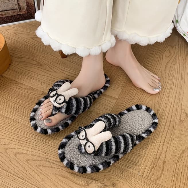 可愛いうさぎ耳もこもこスリッパ室内履きルームシューズ