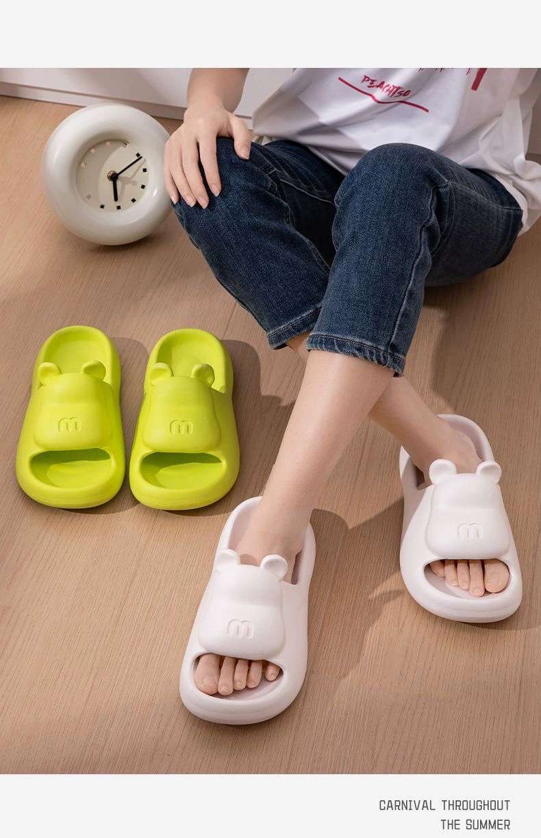 カラフル動物モチーフ軽量サンダル