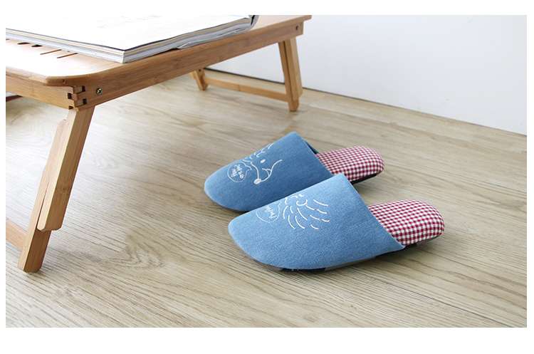 スリッパ ハリネズミ刺繍入り チェック柄スリッパ