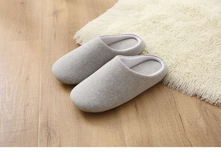 スリッパ 快適素材のスリッポン型スリッパ