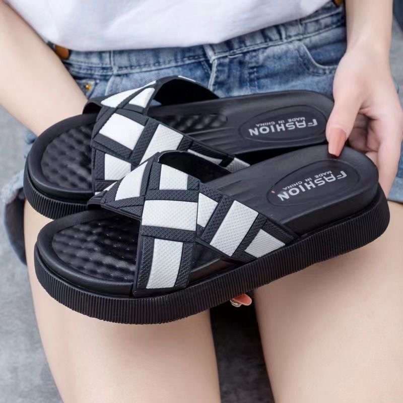 スリッパ クロスデザイン 軽量コンフォートスライドサンダル