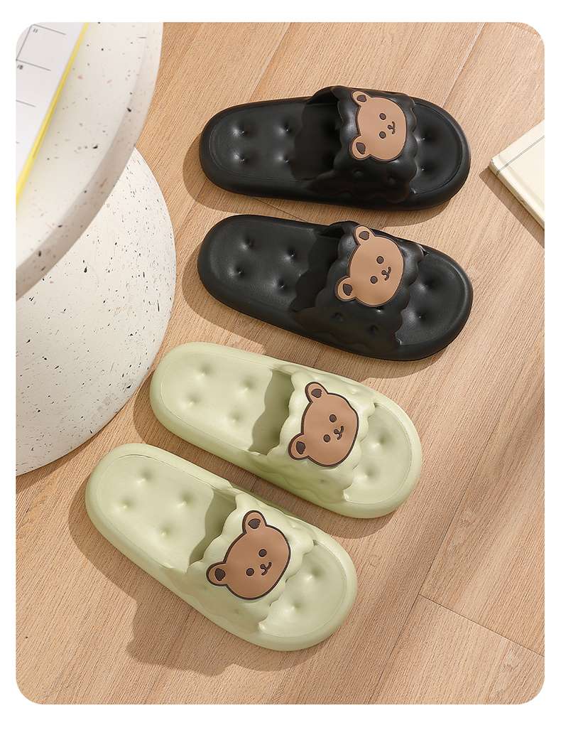 もこもこクマさんスリッパ