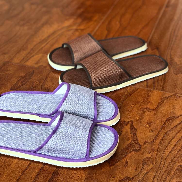 軽量オープントゥスリッパ