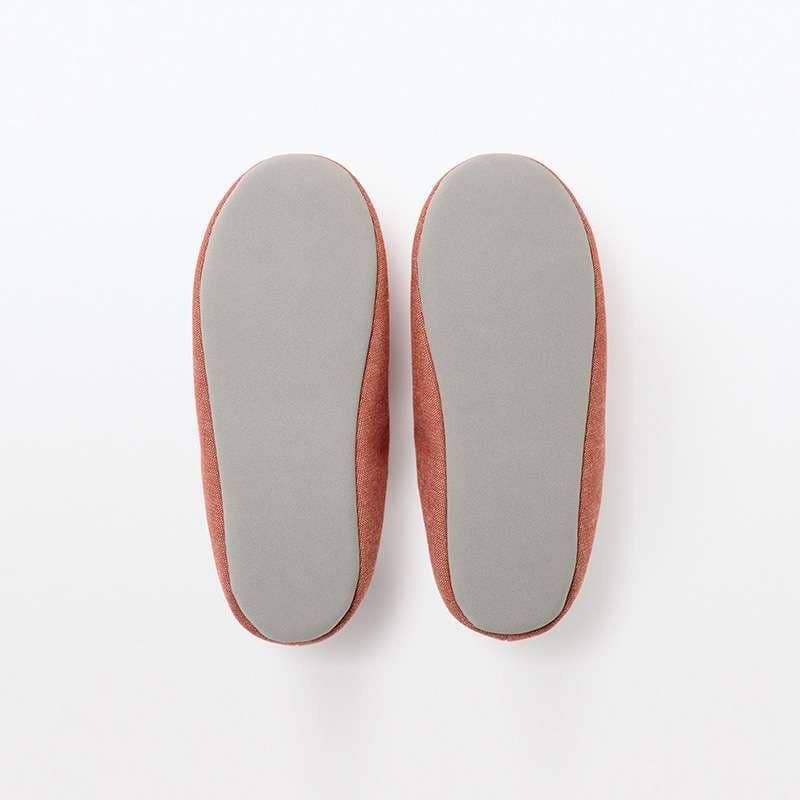 スリッパ やわらか素材のスリッポン風室内履き