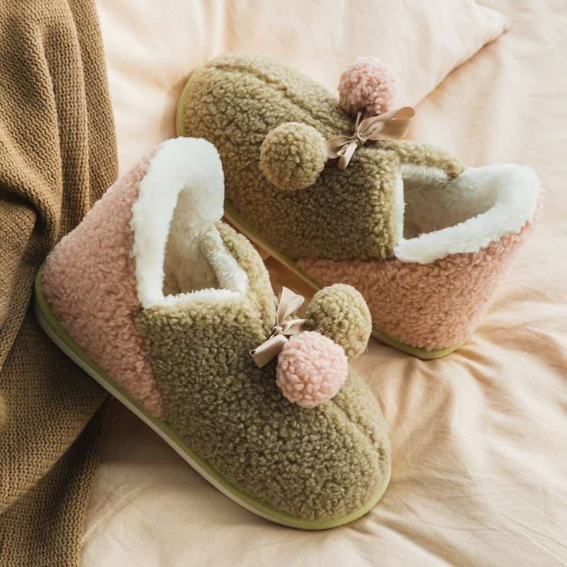 スリッパ もこもこポンポン付きあったかスリッパ