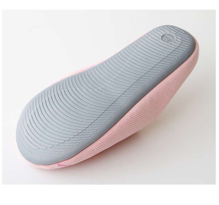 スリッパ ねこ顔刺繍入りふわふわスリッパ