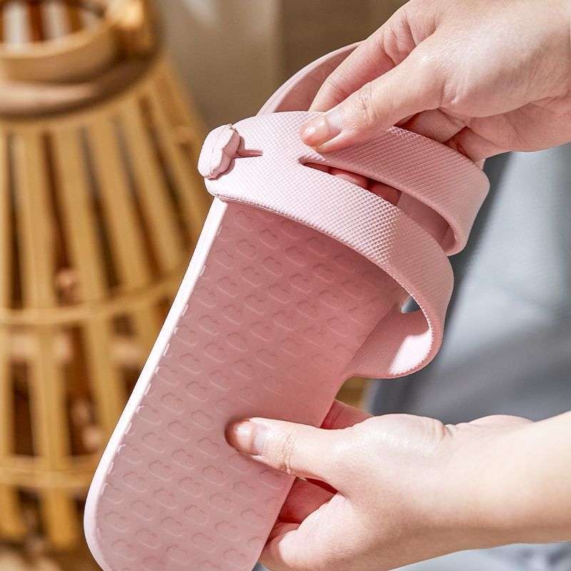 軽量コンパクト折りたたみスリッパ