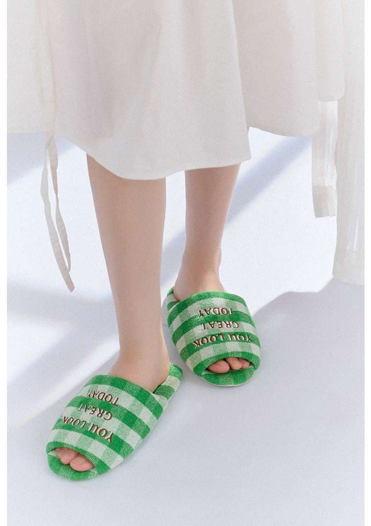 スリッパ ふわもこメッセージ入りルームサンダル