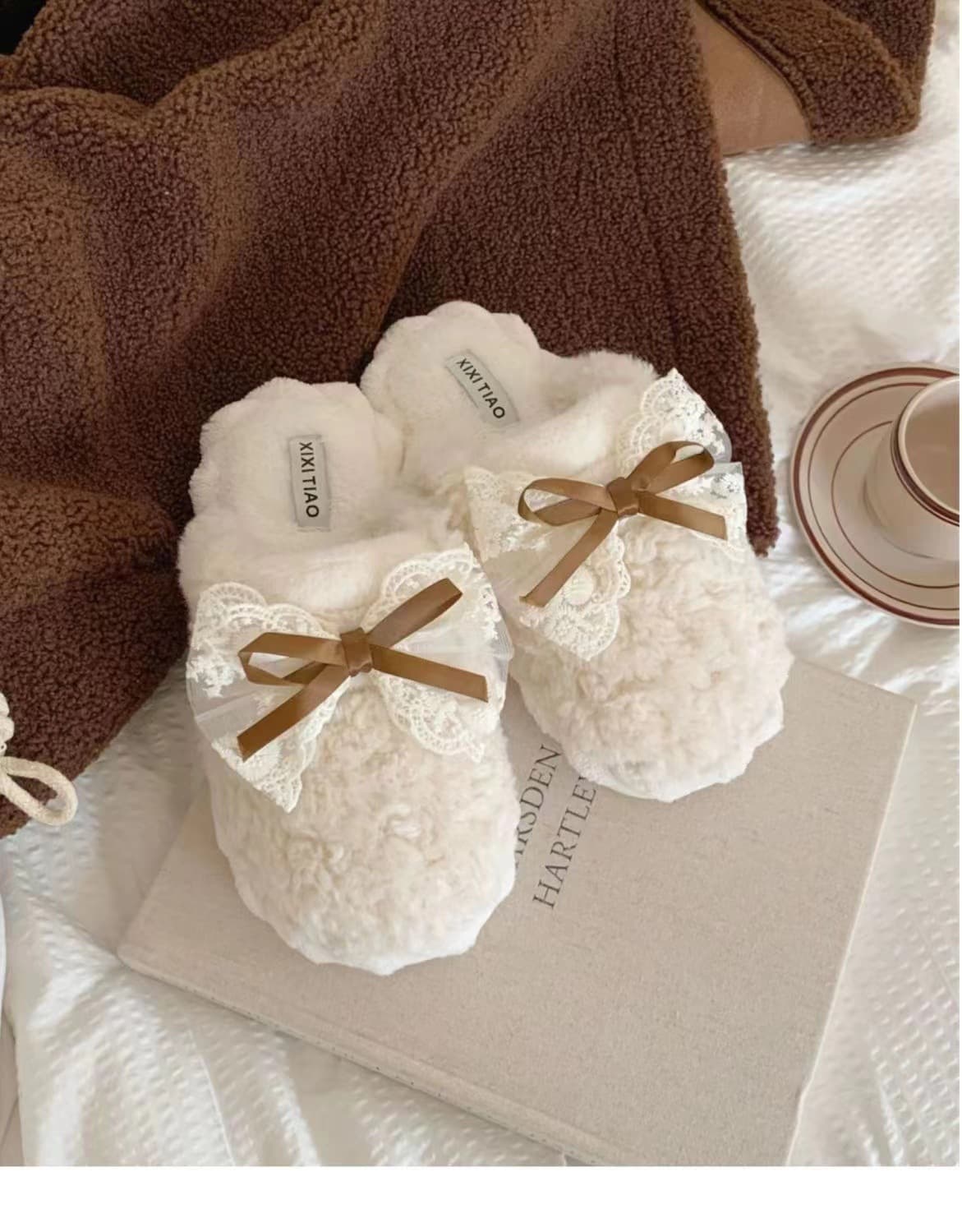 スリッパ もこもこレース付きリボンスリッパ