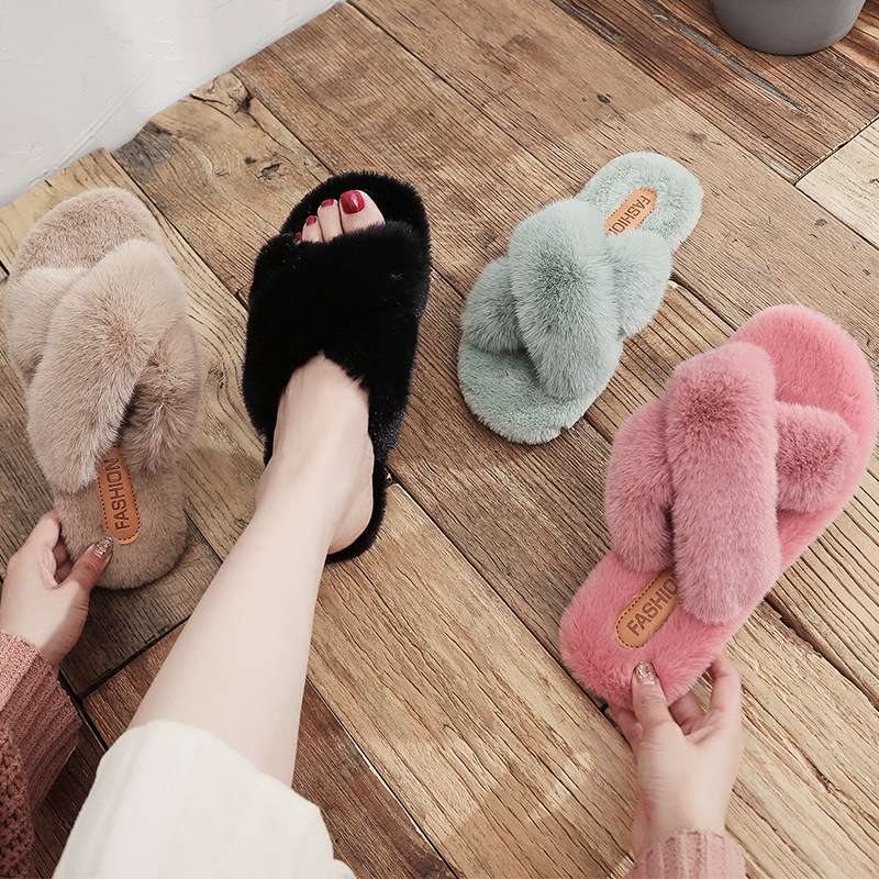 ふわふわ贅沢ファースリッパ