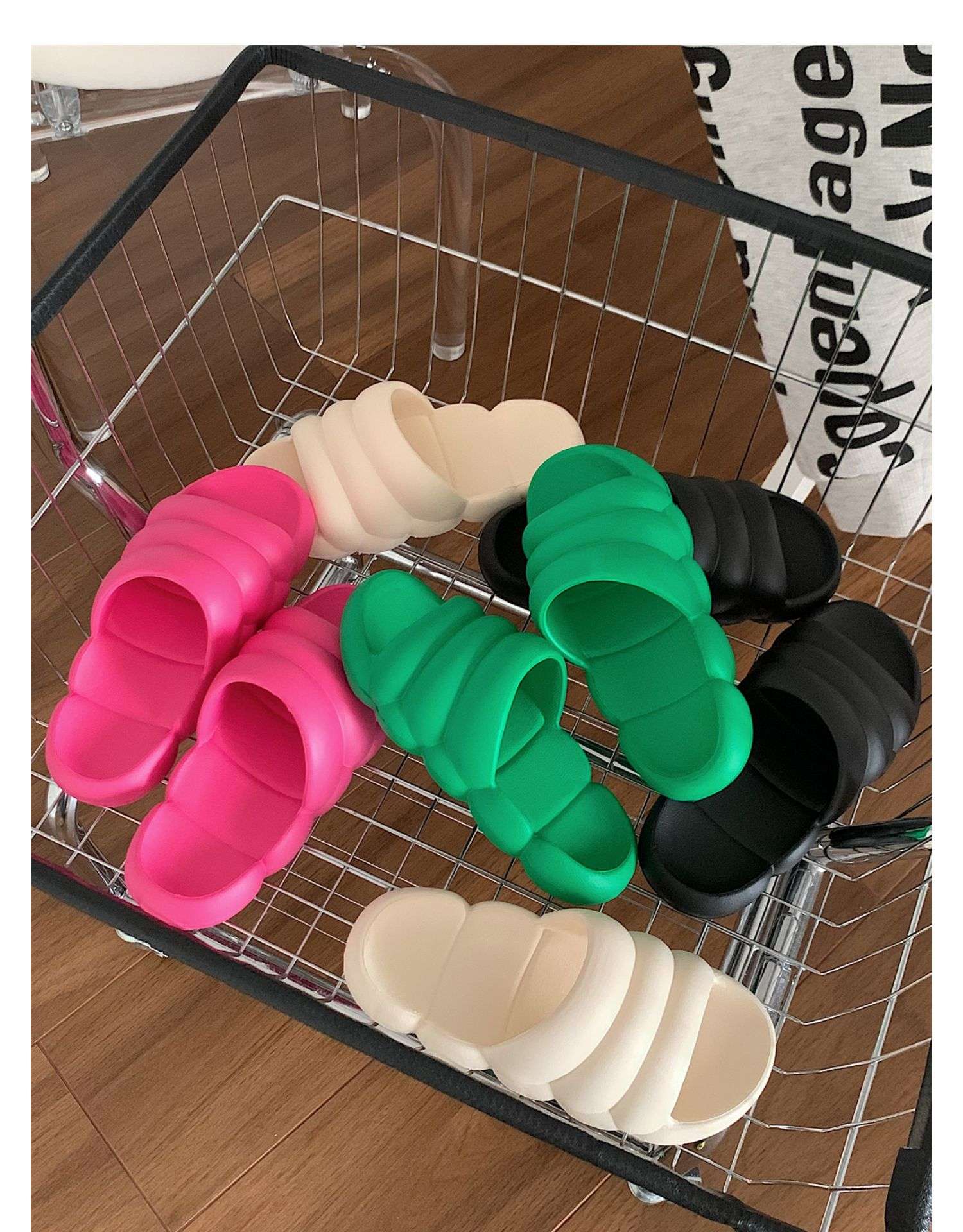 スリッパ ふわもこ波型クッションサンダル