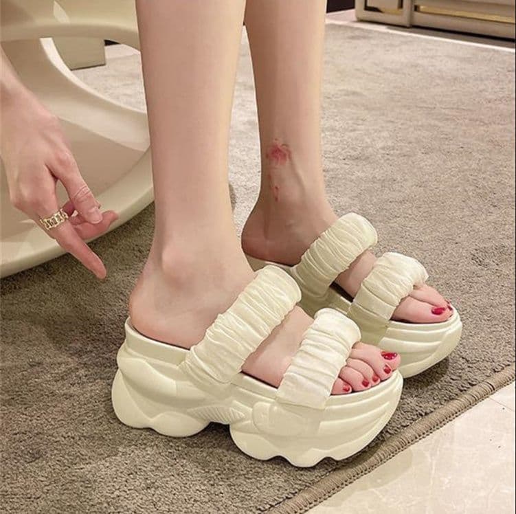 おしゃれ厚底スリッパ 美脚効果 疲れないマリンスリッパ 滑り止め付