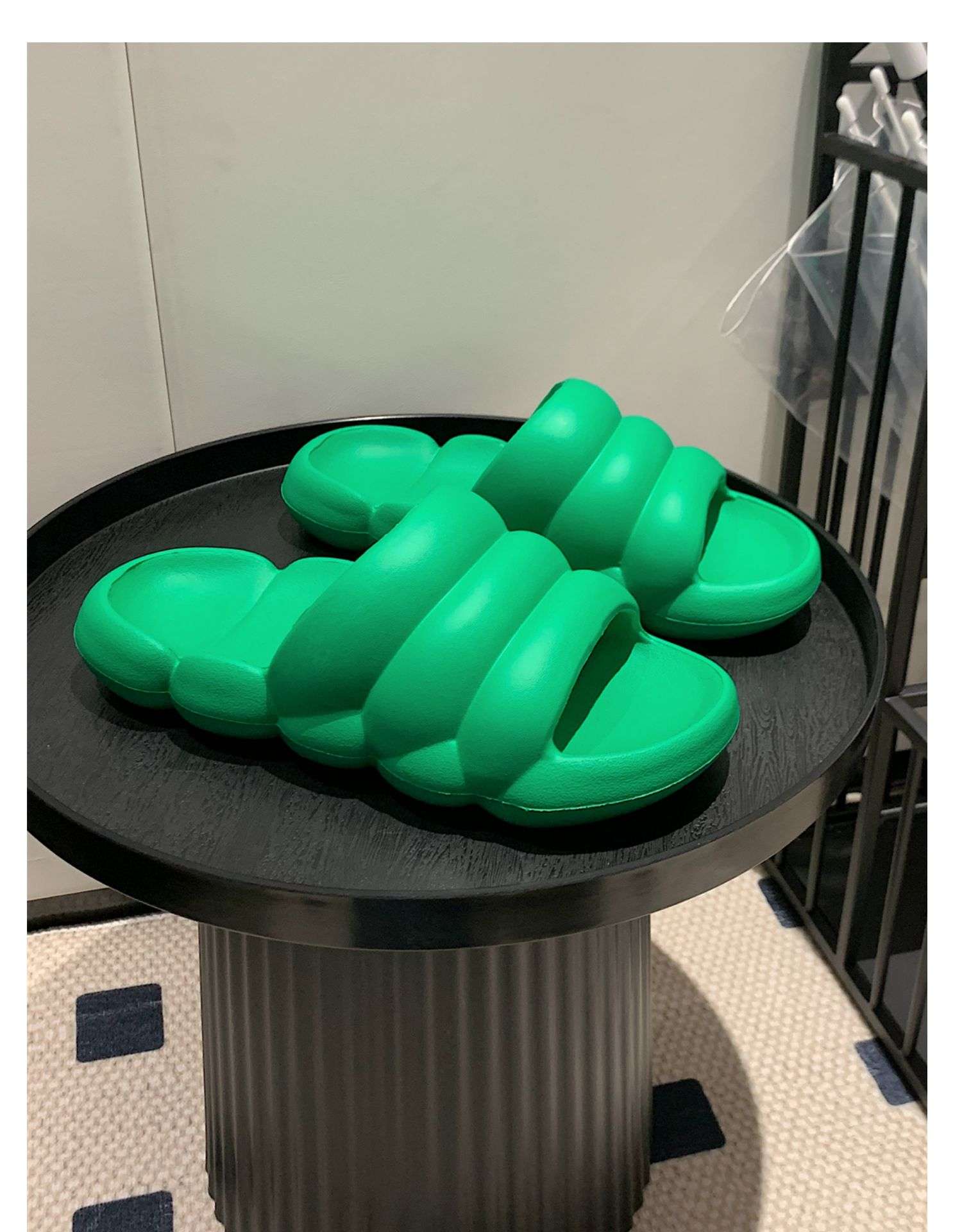 スリッパ ふわもこ波型クッションサンダル