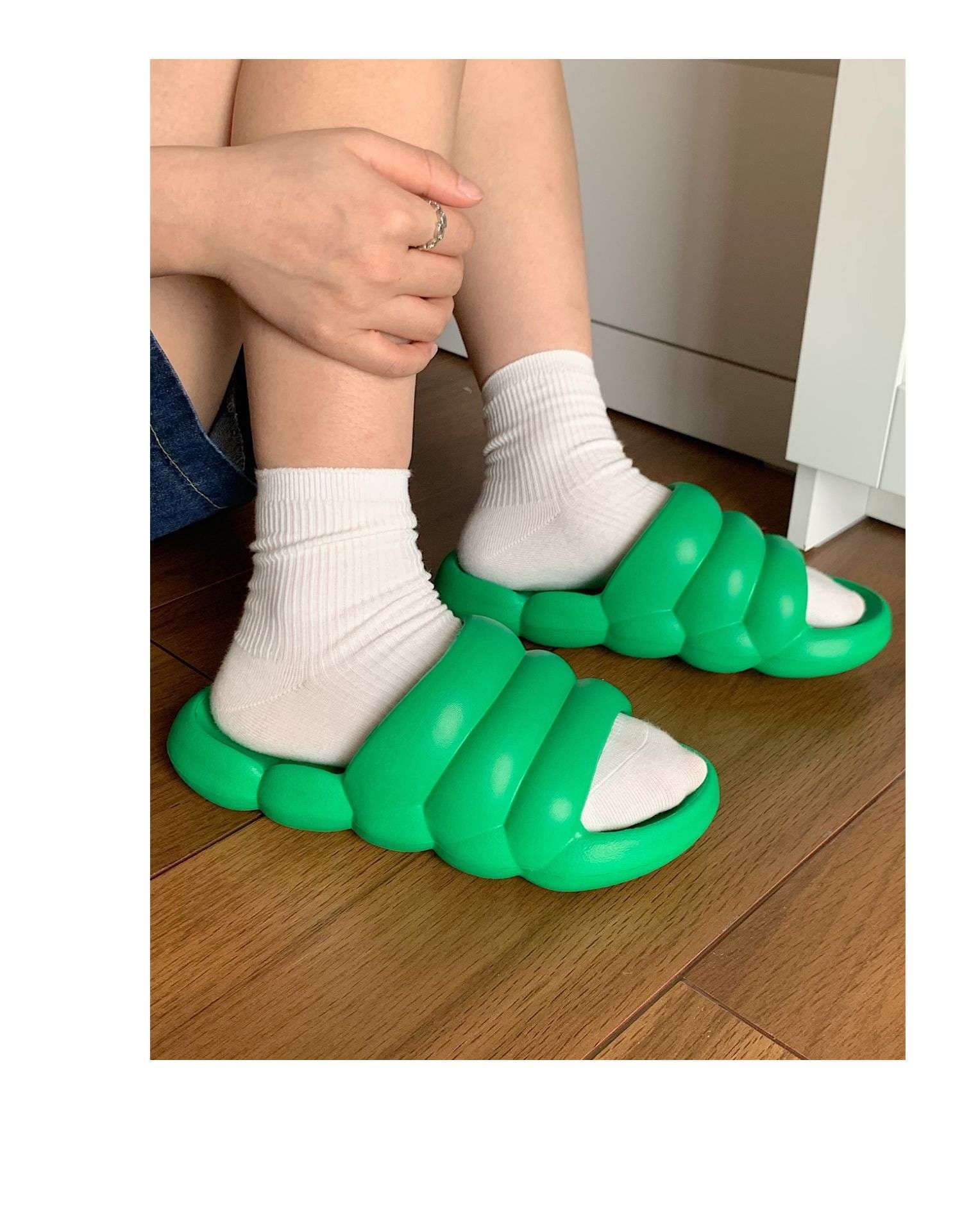スリッパ ふわもこ波型クッションサンダル