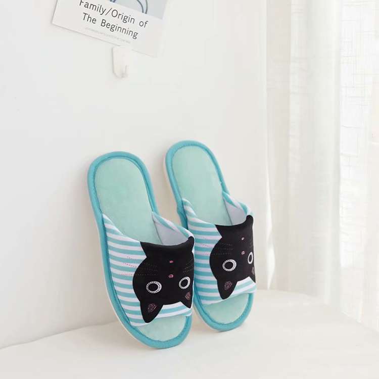 スリッパ 黒猫の顔がかわいいスリッパ